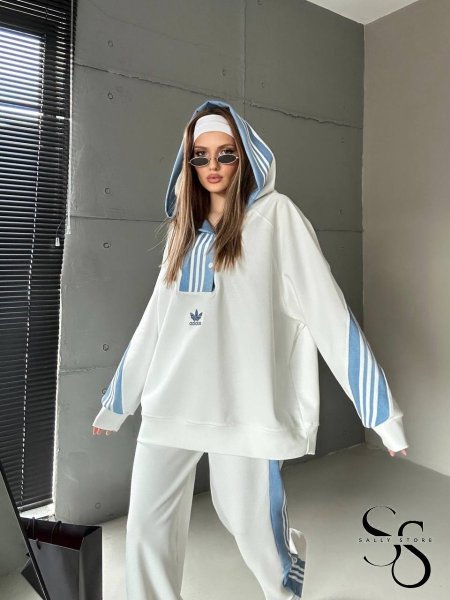 تريننچ اديداس قطعتين : بلوزة وبنطلون